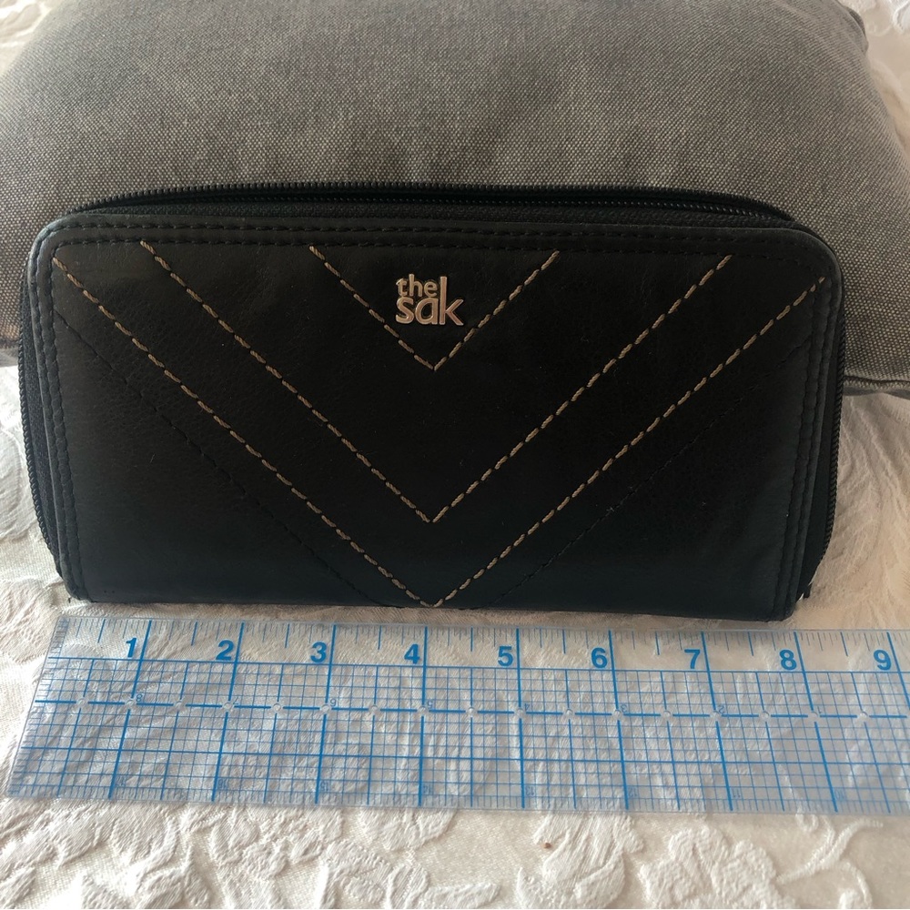 The Sak wallet